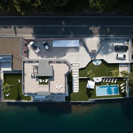 Luxury Olga Con Dependance In Stresa Μπαβένο