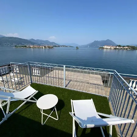 Luxury Olga Con Dependance In Stresa Βίλα *